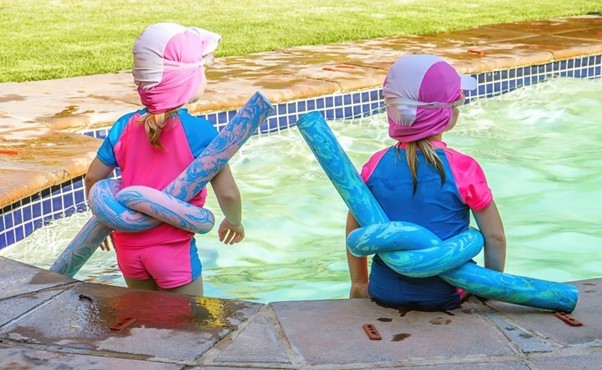 Children in swimming pool