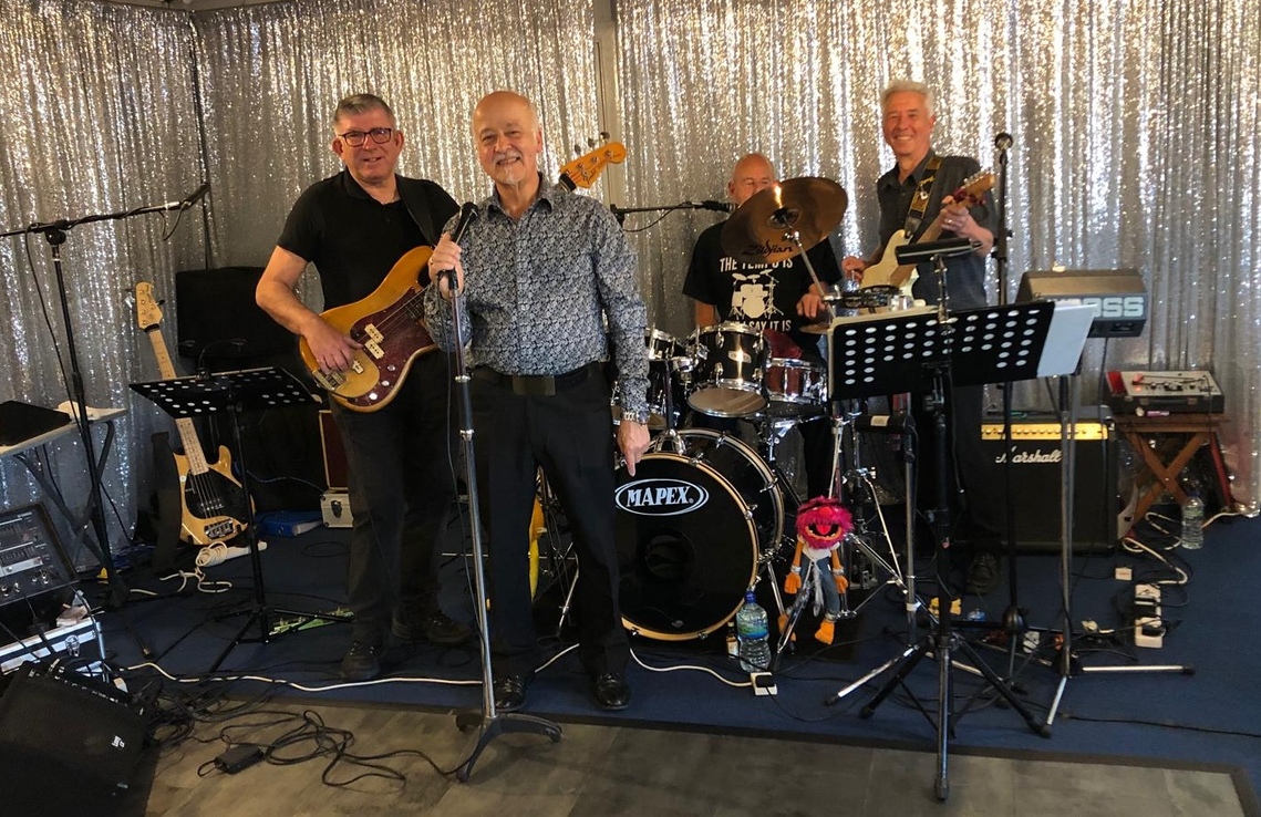 Shades Band 1